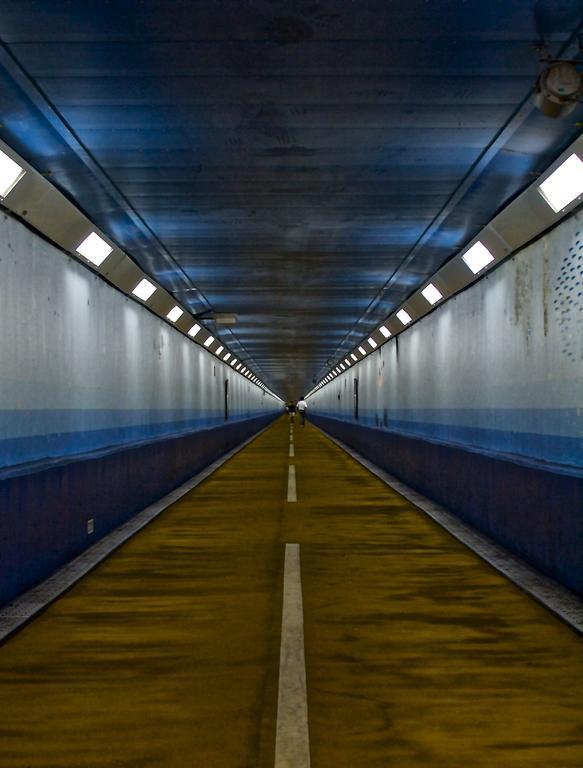 نزل كيتاكيوشوفي Tunnel المظهر الخارجي الصورة